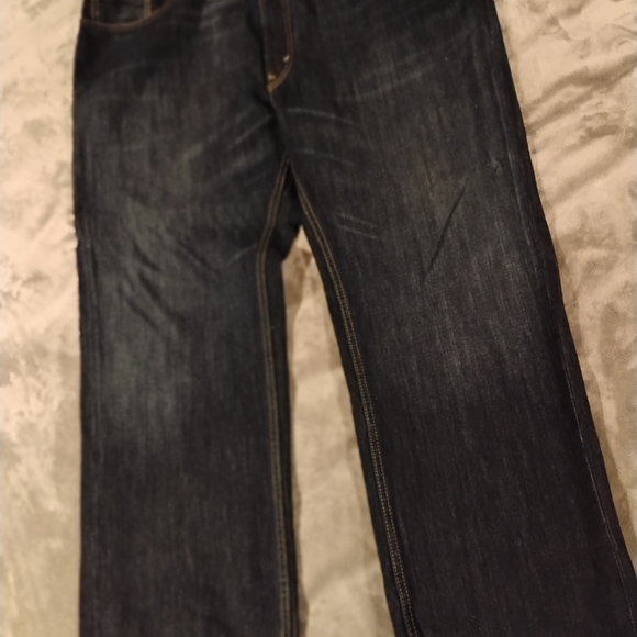 Levi's 559 dark wash straight leg jeans! - Picture 5 of 7